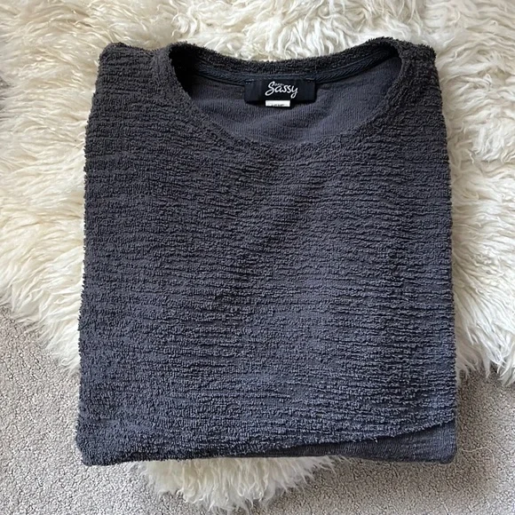 Ever…Sassy top - Picture 1 of 7